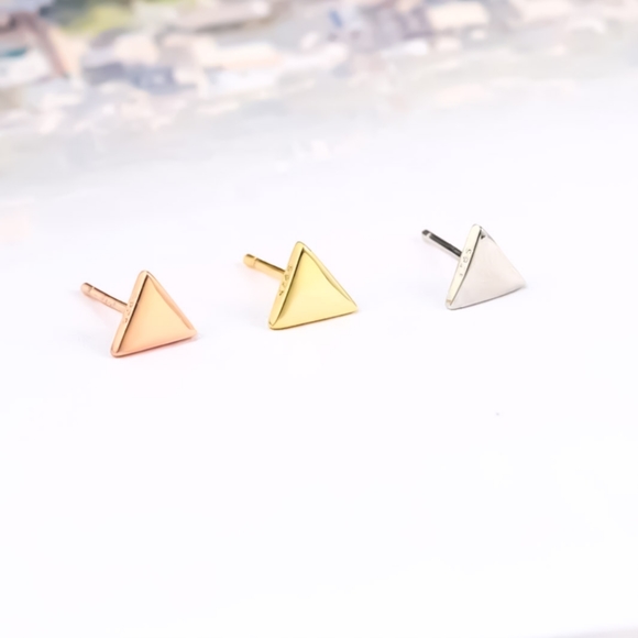 14k Gold Pyramid Stud Earrings - Picture 5 of 16